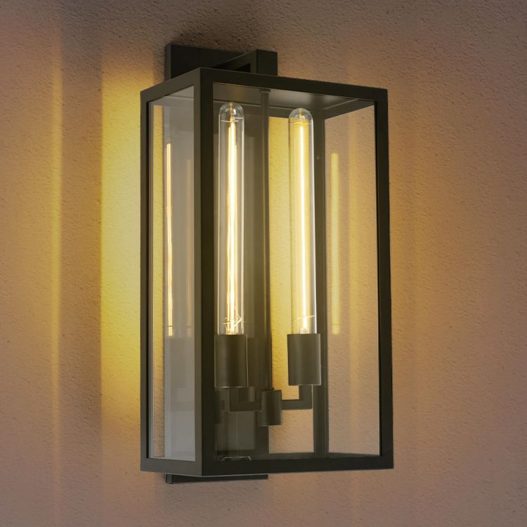 Lantern Series Outdoor Vintage Wall Sconce