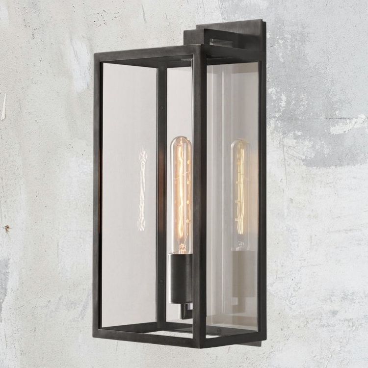 Lantern Series Outdoor Vintage Wall Sconce